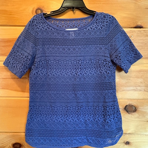 White House Black Market Embellished Blouse size Medium. - Picture 2 of 7